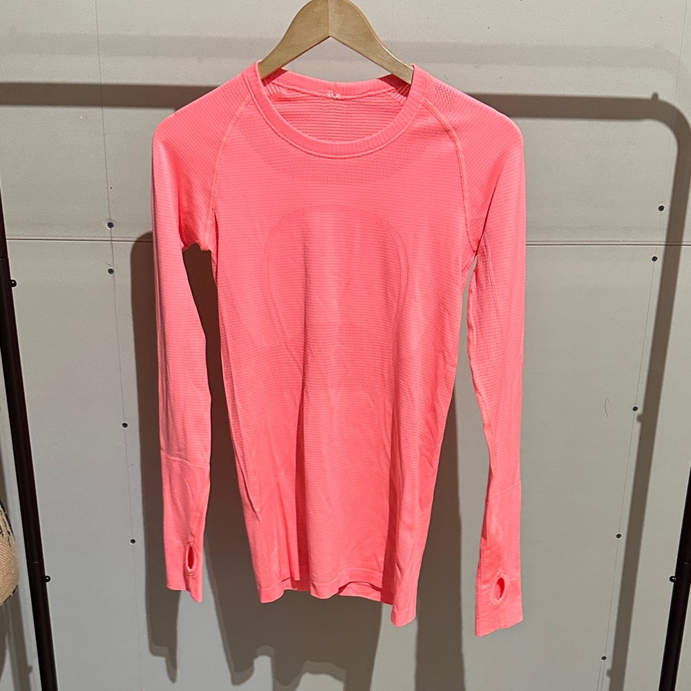 Lululemon Long Sleeve Swiftly Tech